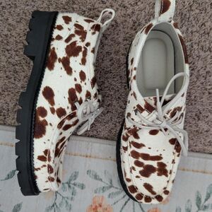 Duke + Dexter Men's Hair-on Cowhide Shoes -- Size 7M